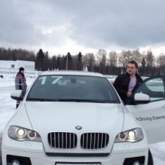 Тест-драйв в школе водительского мастерства BMW.