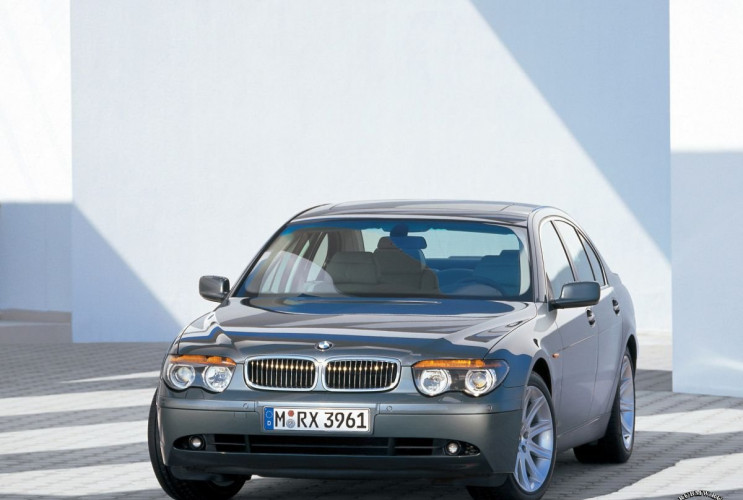 Как заказать уникальную курсовую работу по автомобильной промышленности BMW 7 серия E65-E66f