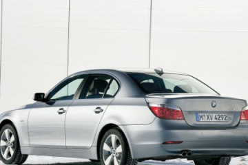 что надо установить чтоб у меня навигация стала работать ???????? BMW 5 серия E60-E61