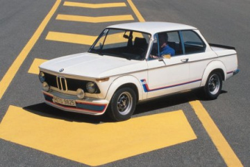 Два BMW вошли в список лучших машин по версии Playboy BMW Ретро Все ретро модели