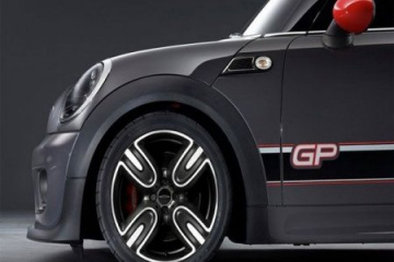 Станет ли MINI John Cooper Works GP самым быстрым и легким в истории бренда? BMW Всё о MINI COOPER Все MINI