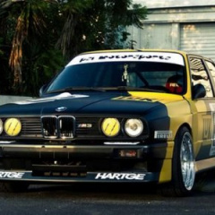 Проект преобразований для BMW M3 в кузове E30 (1988 г. в.) от тюнинг-ателье «Precision Sport Industries»