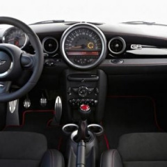 Цены на MINI John Cooper Works GP