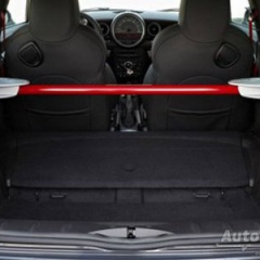 Официальное фотоснимки самого быстрого авто от MINI