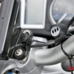 Устанавливаем видеорегистратор на BMW R1200R