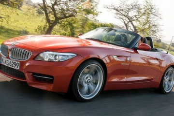 BMW Z4 подверглась легкому рестайлингу BMW Z серия Все BMW Z