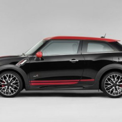 MINI Cooper Paceman — особый стиль и сумасшедшая спортивность