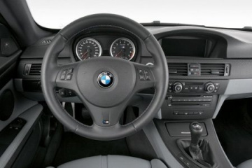 Баварский концерн представит свежий гибридный седан на базе «семерки» BMW 7 серия F01-F02