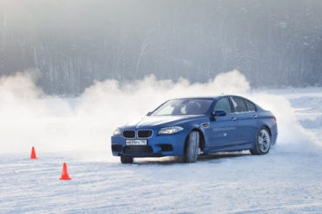 Школа вождения BMW – бесконечное скольжение BMW Мир BMW BMW AG