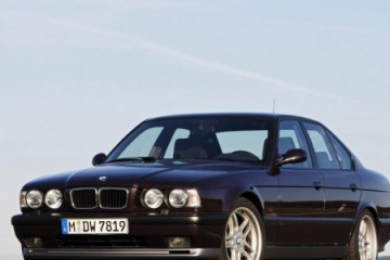 Машина после ремонта замена дверей порогов крыльев. BMW 5 серия E34