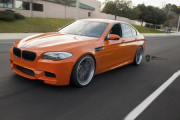 BMW M5 в кузове F10 цвета Valencia Orange BMW M серия Все BMW M