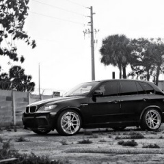BMW X5 M от Precision Industries Sport