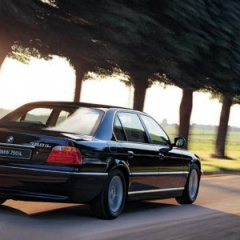 BMW 7 серия E38