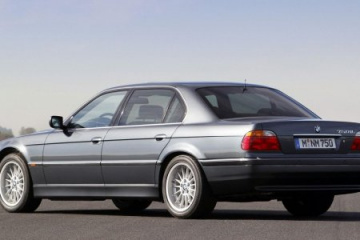 Символы девяностых. Обзор легенд. BMW E38 и Mercedes-Benz W140 BMW 7 серия E38