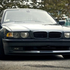 BMW 7 серия E38