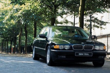 Расположение VIN кодов на BMW BMW 7 серия E38