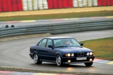 Замена двигательного масла и масляного фильтра BMW 5 серия E34