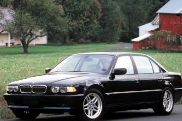 4 дв. седан 750iL 326 / 5000 5АКПП с 1998 по 2001 BMW 7 серия E38