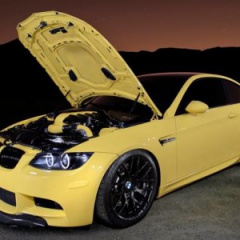 Тюнинг BMW M3 Coupe (E92) в цвете Dakar Yellow