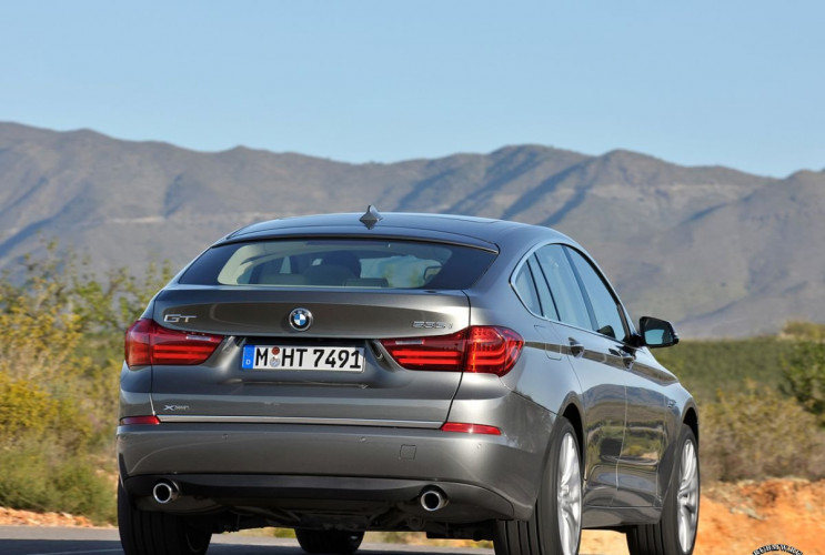 Как заказать уникальную курсовую работу по автомобильной промышленности BMW 5 серия GT