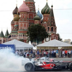 Moscow City Racing 2013 посетил гонщик BMW Motorsport Энди Приоль
