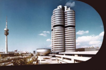 Главному офису BMW в Мюнхене - 40 лет BMW Мир BMW BMW AG