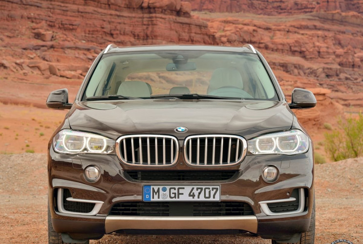 Как заказать уникальную курсовую работу по автомобильной промышленности BMW X5 серия F15