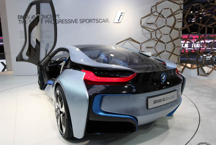 Как заказать уникальную курсовую работу по автомобильной промышленности BMW BMW i Все BMW i