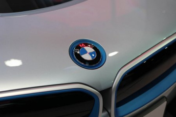 Парень на Пассате и девушка на БМВ 08.11.2012 МКАД BMW BMW i Все BMW i