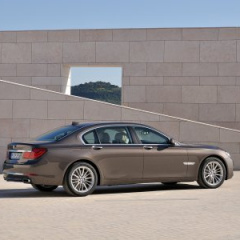 BMW 7 серия F01-F02