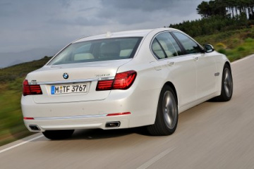 BMW :: 7 серия :: F01-F02 Антифриз BMW 7 серия F01-F02