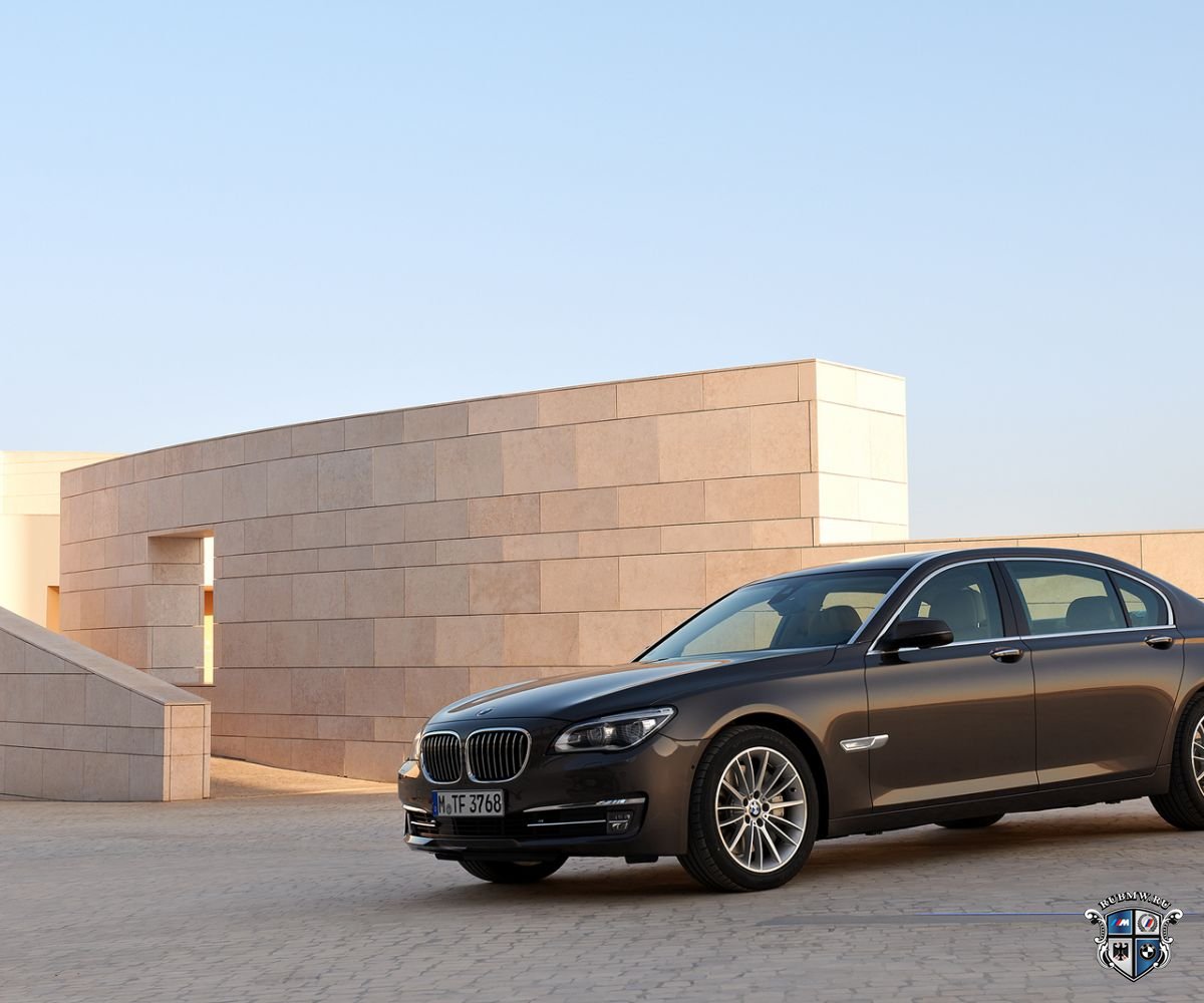 BMW 7 серия F01-F02