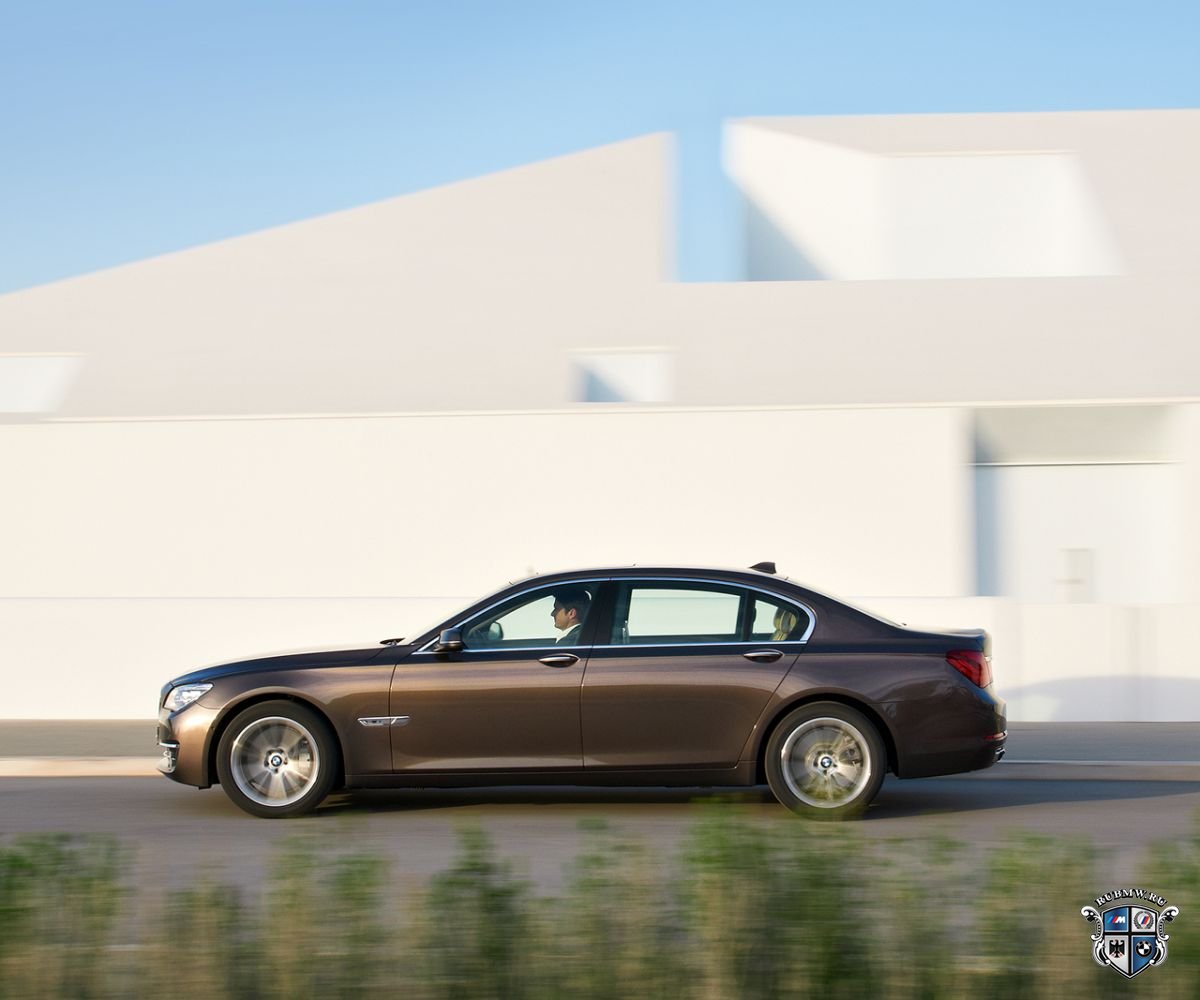 BMW 7 серия F01-F02