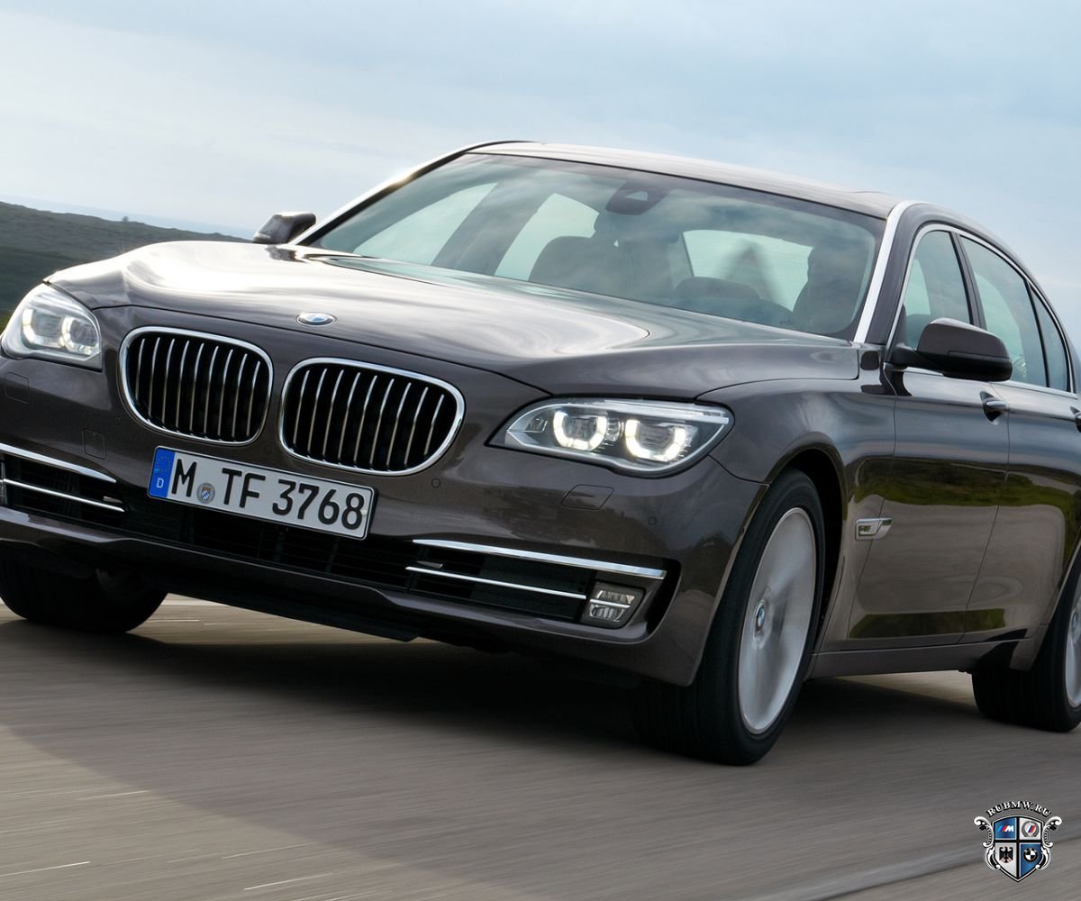 BMW 7 серия F01-F02