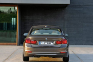 БМВ Ф30 2016 мотор B48.Моторное масло в вакууме. BMW 3 серия F30-F35