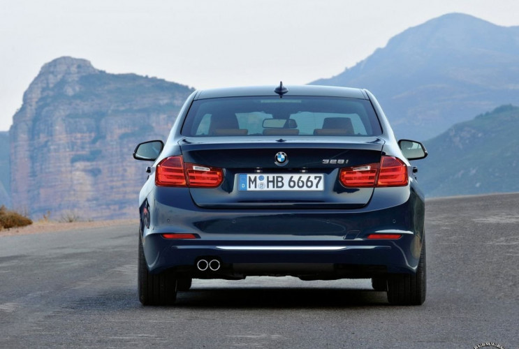 Как заказать уникальную курсовую работу по автомобильной промышленности BMW 3 серия F30-F35