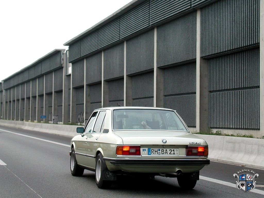 BMW 5 серия E12