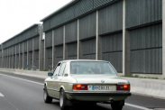 Подскажите приложения для iPhone. BMW 5 серия E12