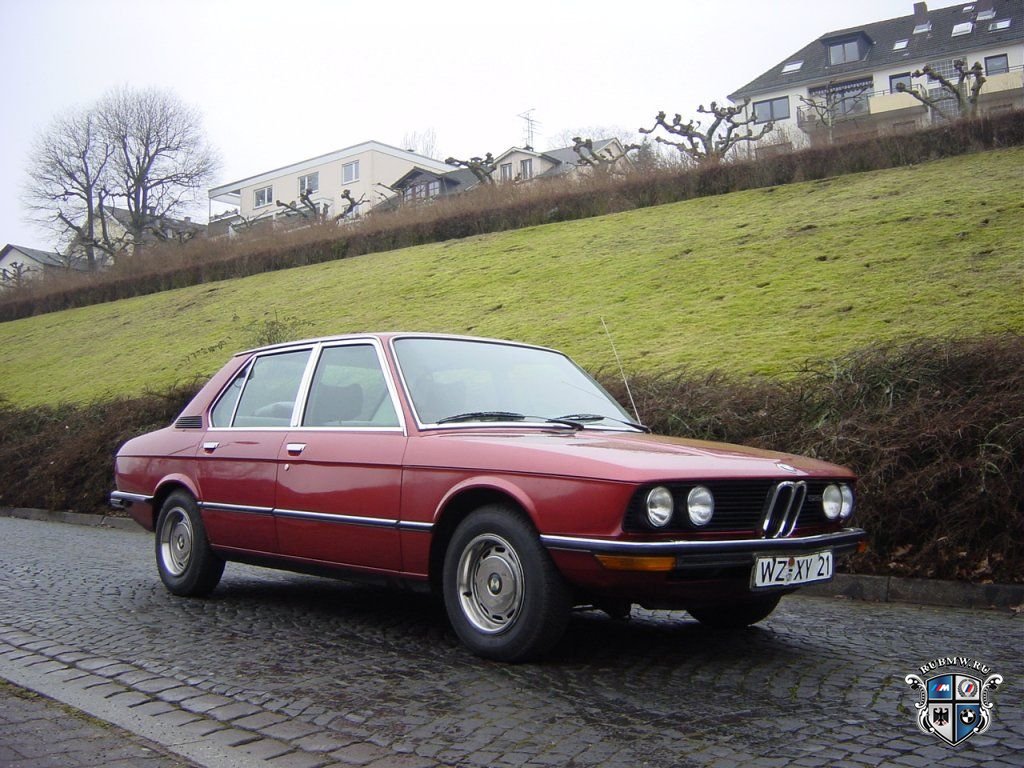 BMW 5 серия E12