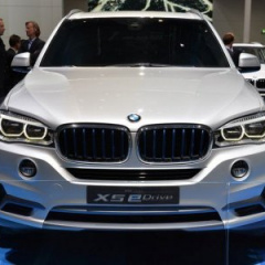 Гибридный BMW X5 во Франкфурте