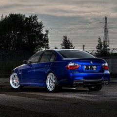 BMW 325i (E90) с тюнингом из Индонезии