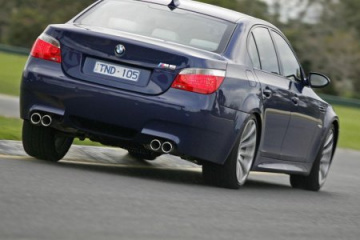 монитор зависает после нагрева на солнце BMW 5 серия E60-E61
