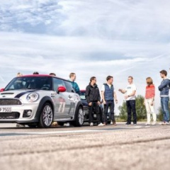 Открытие курсов вождения MINI Driving Experience