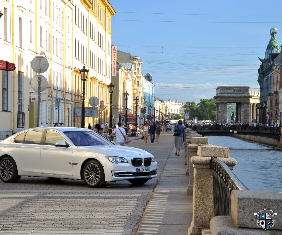 BMW 7 серия F01-F02