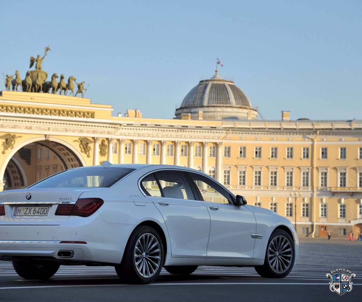 BMW 7 серия F01-F02