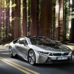 BMW i8 проектировался под мощные моторы