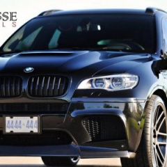 BMW X6M с дисками Strasse Wheels