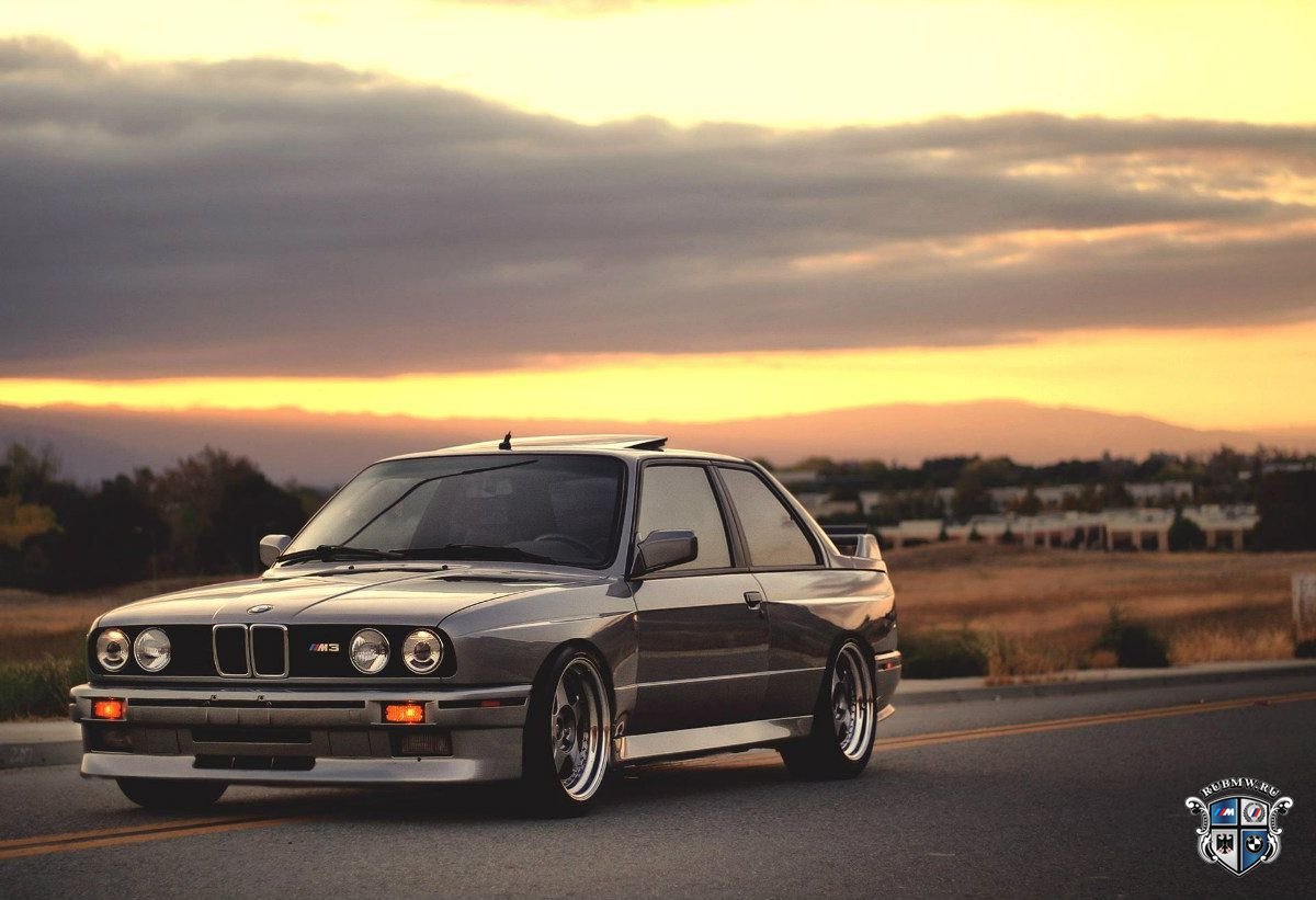 BMW 3 серия E30