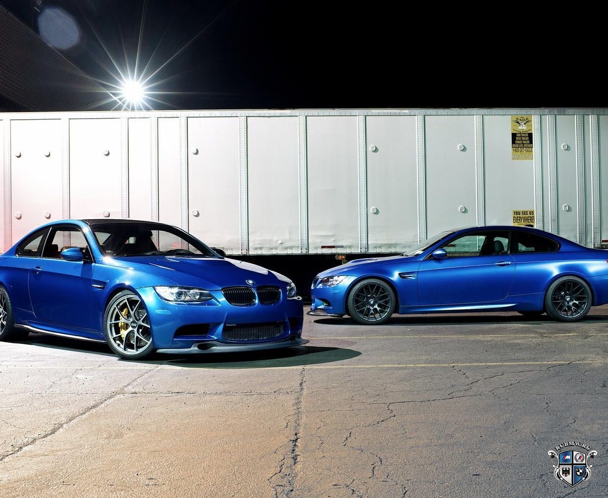 Mode tuned. Голубая BMW e92 и черные диски. BMW М 3 карбон. Тюнинг автомобилей голубого цвета. Монте Карло Блу м3 е46.
