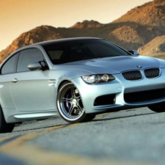 BMW M3 Coupe (E92) vs. BMW M3 (E36)